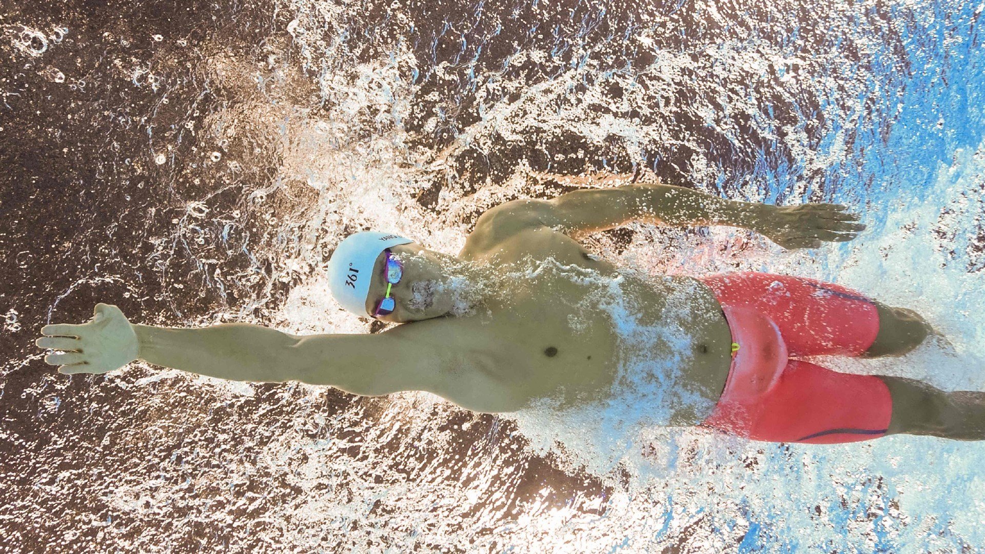 南非女队团体接力展现默契，南非 女运动赛门亚